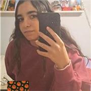 Joven con la ESO con matricula de honor en matemáticas